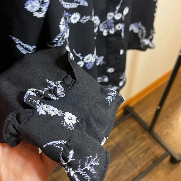 Who What Wear Black Floral Sheer Shirt XS - Dark Academia Boho Blouse - Picture 3 of 7